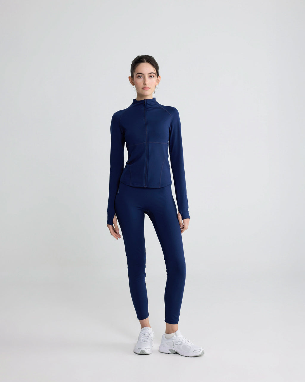 navy , тъмносиньо